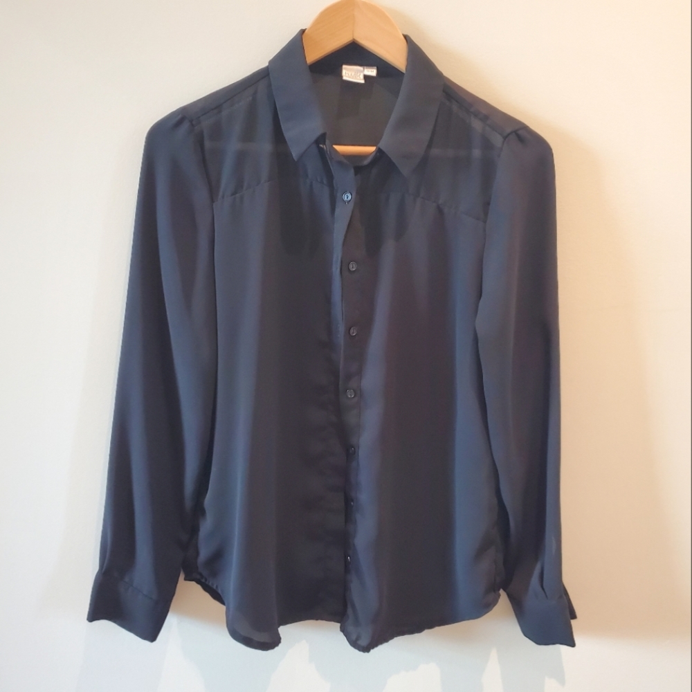 Twik (Simons) Sheer Black Button Up Shirt (Medium)